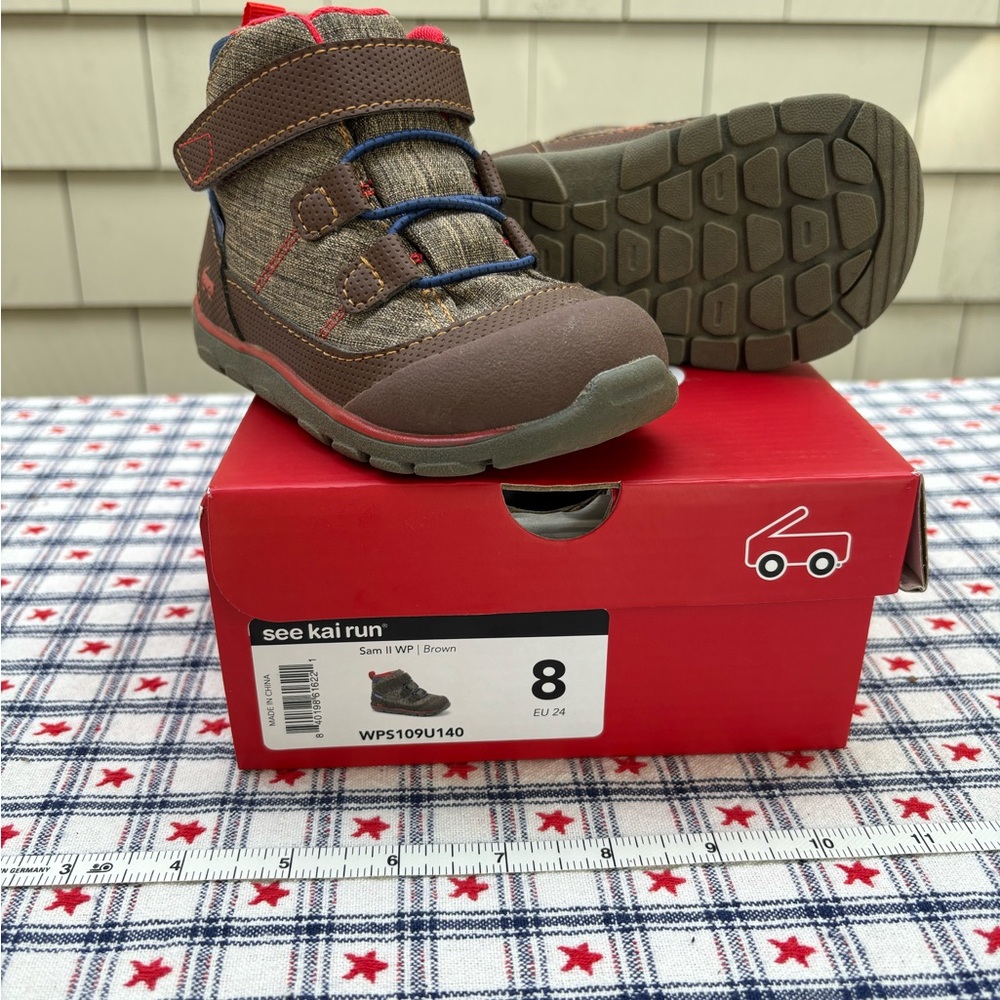 Like NEW with original box! See Kai Run Sam II Waterproof boots